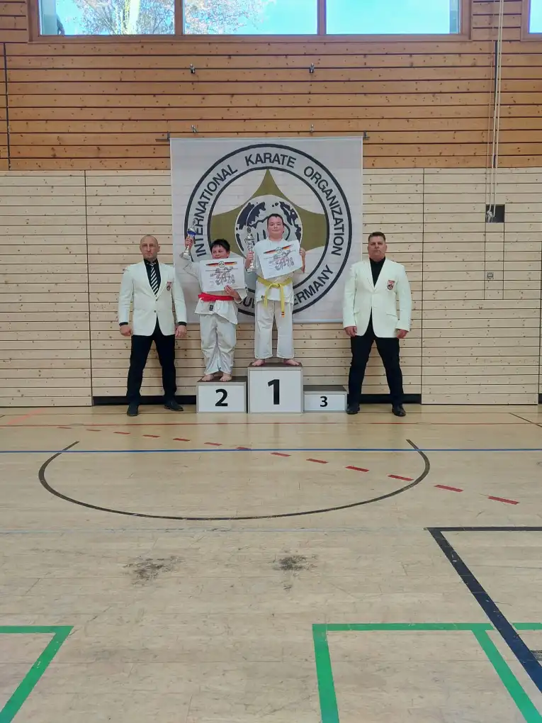 Cztery medale dla Limanowskiego Klubu Kyokushin Karate na międzynarodowych zawodach w Niemczech