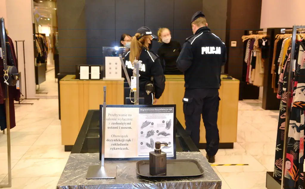 Sądeccy policjanci w walce z epidemią
