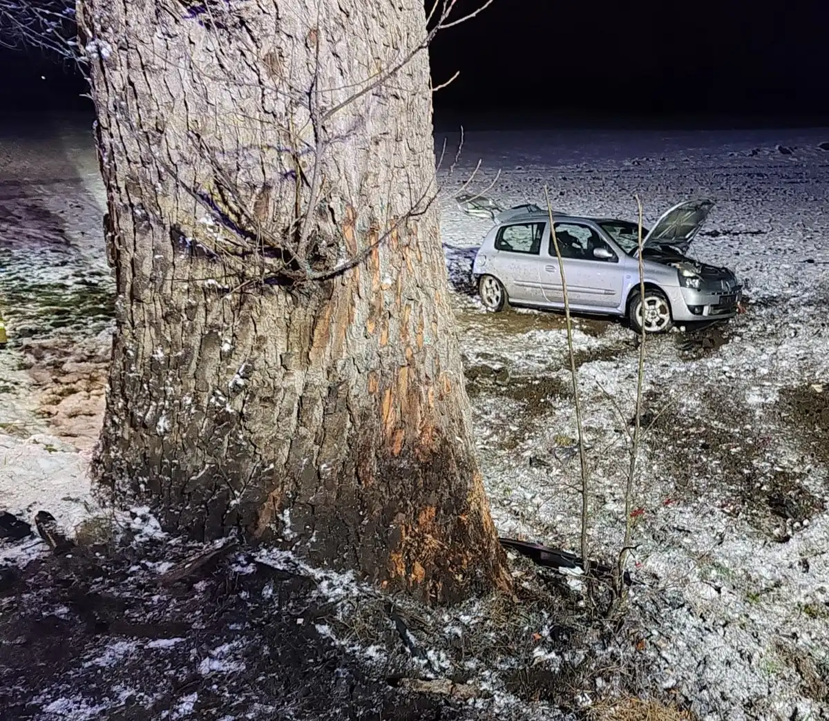 Tragiczne skutki braku rozwagi. Niebezpieczne zdarzenia drogowe w powiecie limanowskim