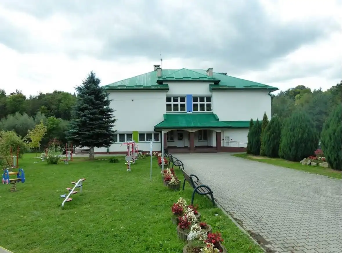 Nowe boisko w Chomranicach. Inwestycja, która zmieni szkolne otoczenie