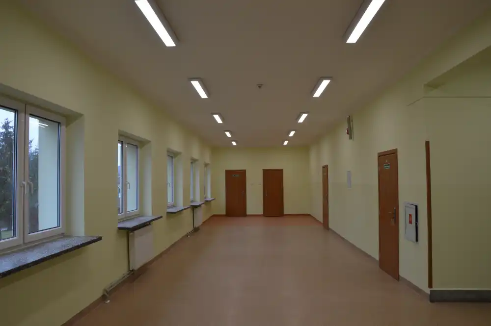Budynek po ZS Ponadgimnazjalnych w Tęgoborzy wyremontowany. Będzie przeznaczony na potrzeby szkoły podstawowej