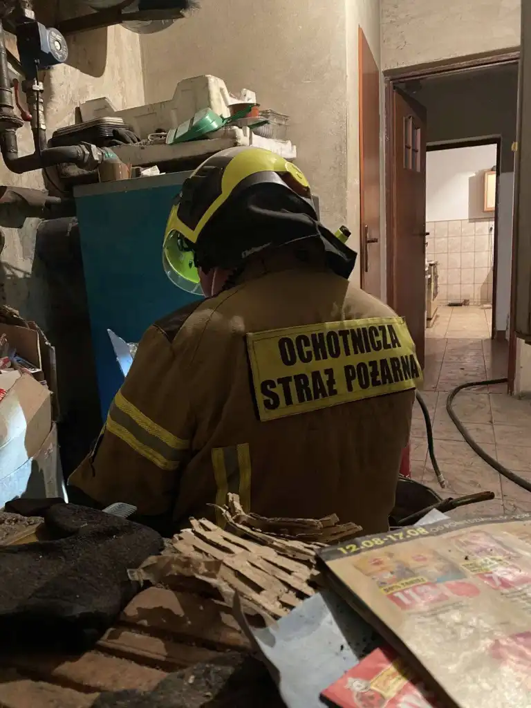 Walka z gazem i pożarem. Strażacy w akcji w Szalowej i Łużnej