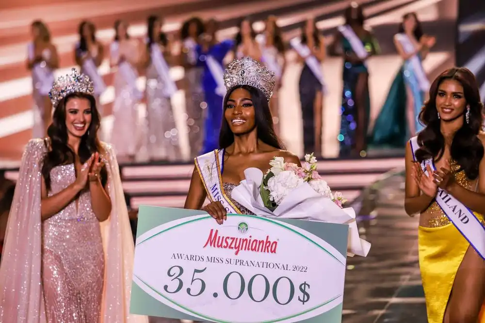 Reprezentantka Południowej Afryki z tytułem Miss Supranational 2022