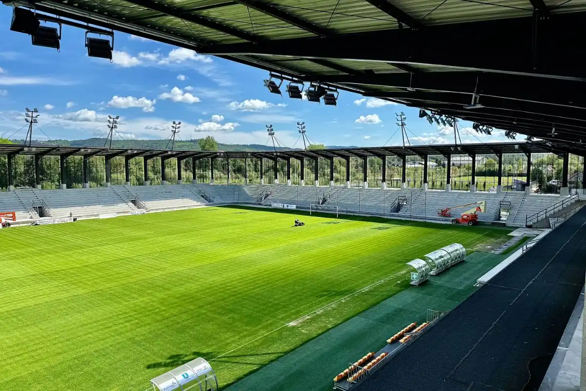 Nowy Sącz coraz bliżej otwarcia nowoczesnego Stadionu Miejskiego