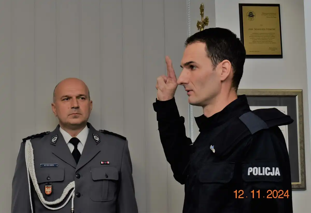 Nowy policjant w Limanowej. Ślubowanie i początek służby