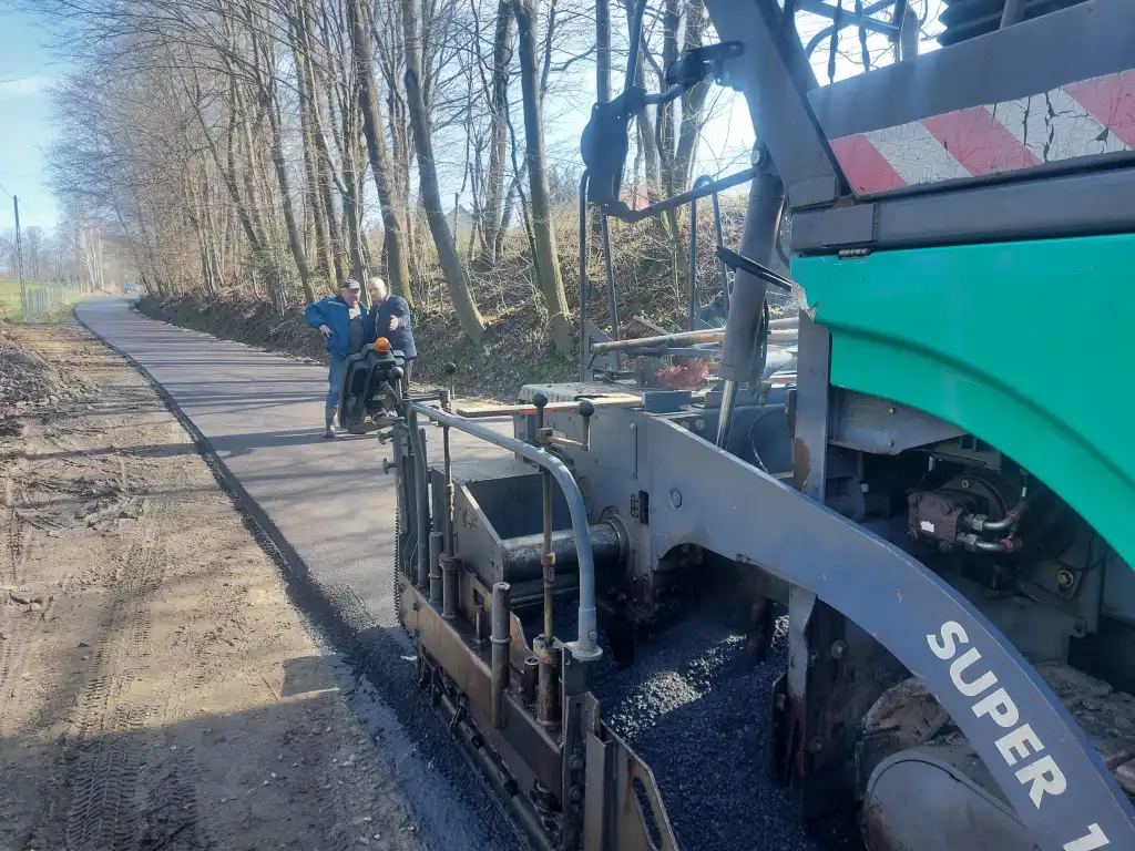 Dobiega końca modernizacja drogi Niecew- Lipnica Wielka