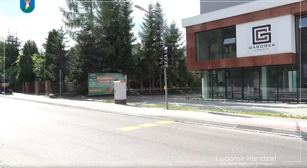 Nowy Sącz: Przy Szkole Podstawowej nr 15 powstało bezpieczne przejście dla pieszych
