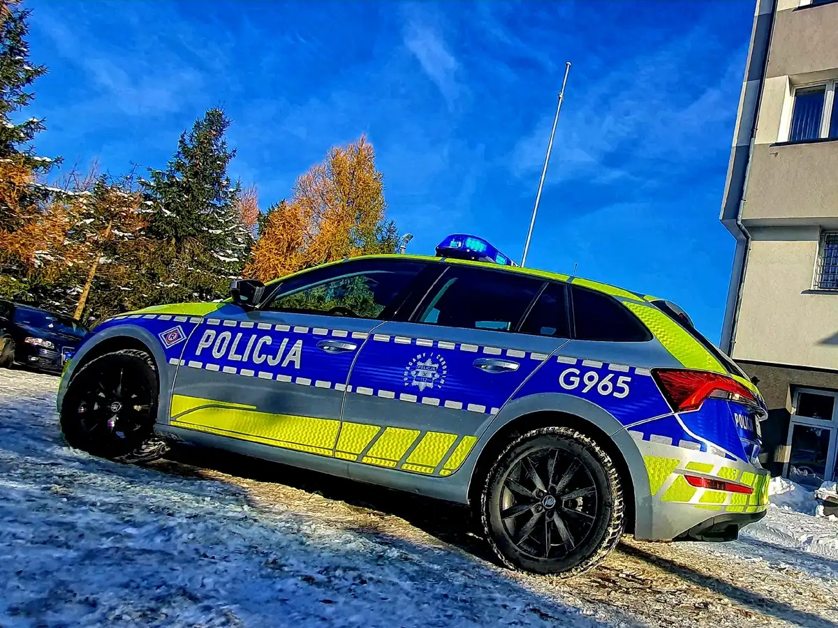 Flotę limanowskiej drogówki zasilił nowy radiowóz