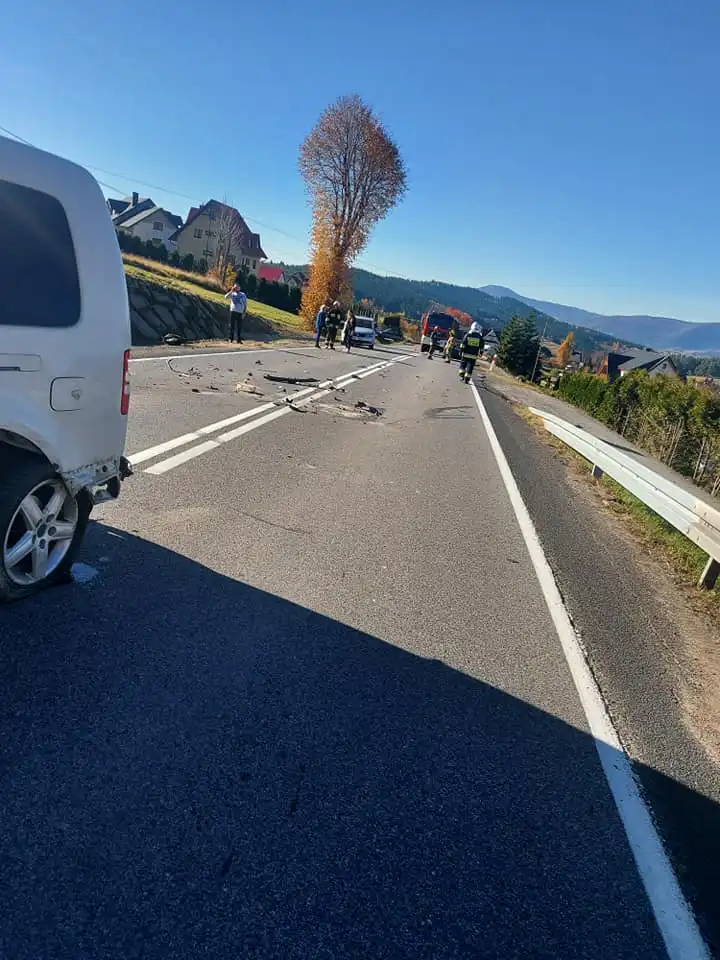 Wypadek na DK28 w Kasinie Wielkiej
