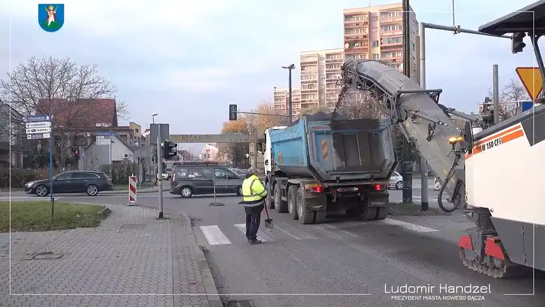 Rozpoczął się kompleksowy remont ul. Nawojowskiej w Nowym Sączu