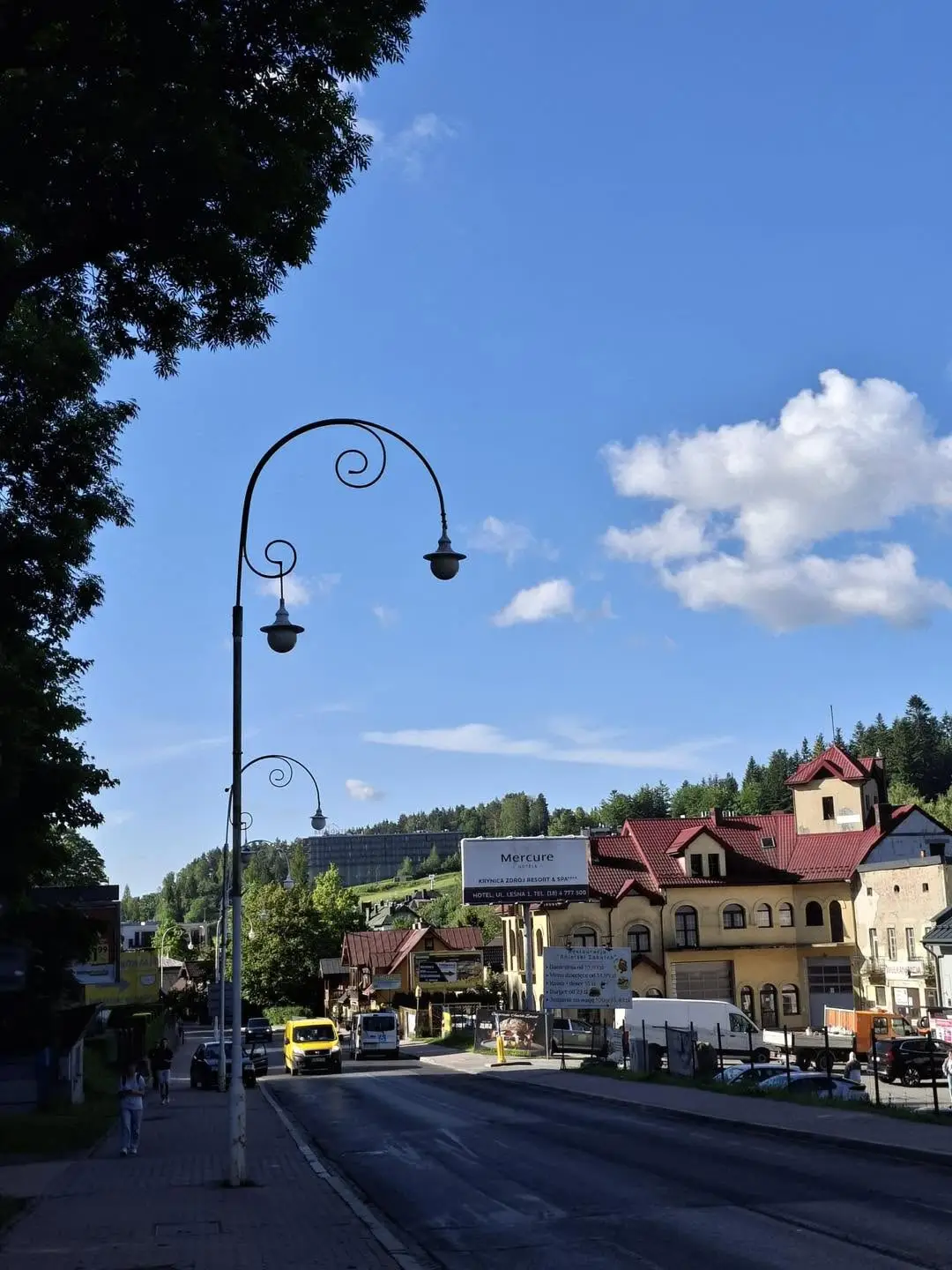 Będzie jaśniej i bezpieczniej. Kolejna inwestycja w Krynicy-Zdroju