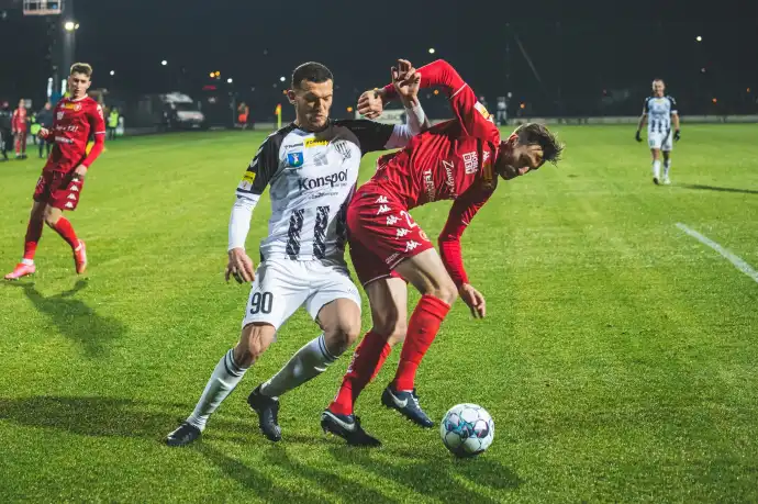 Sandecja remisuje z Widzewem Łódź