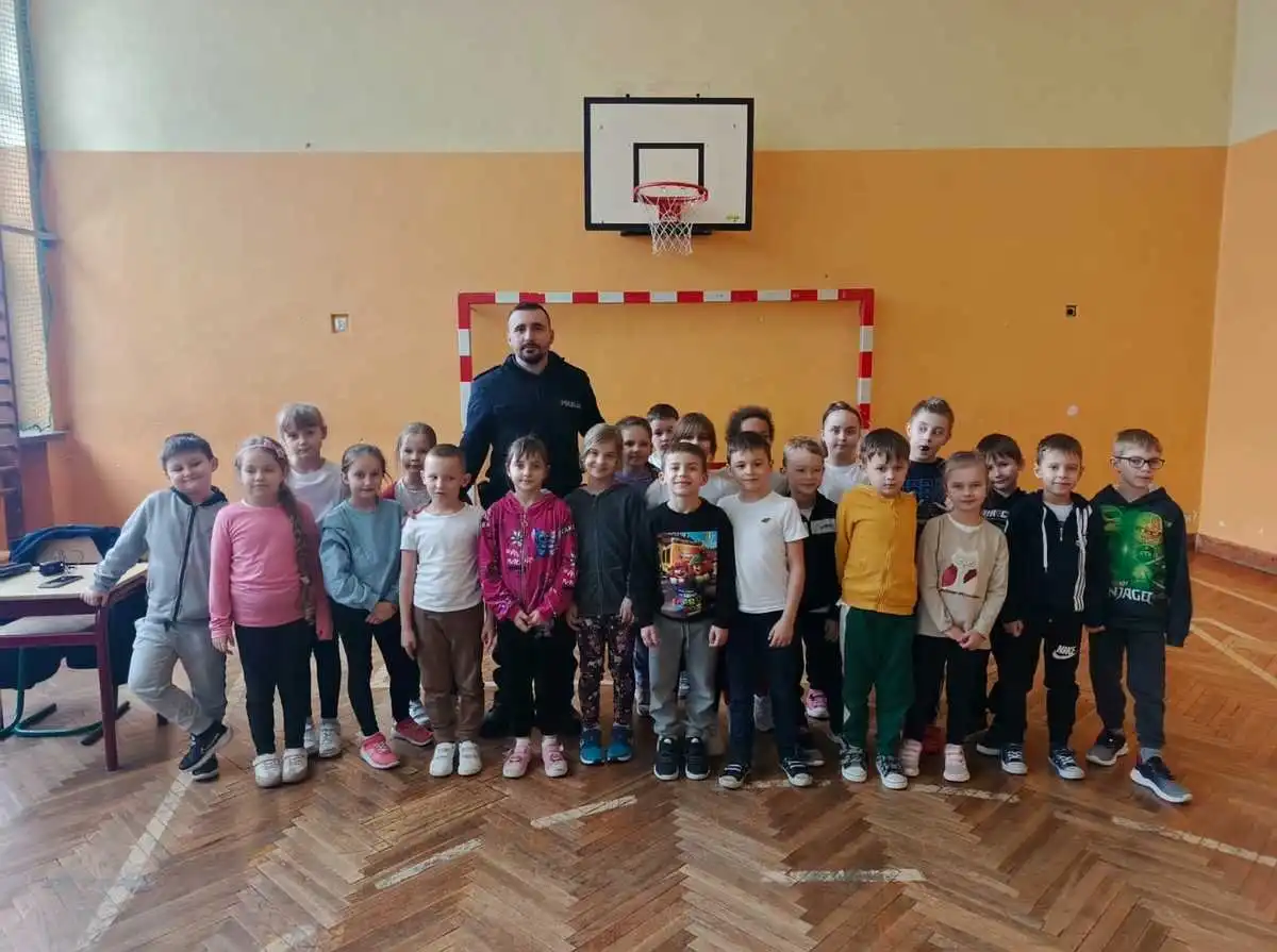 Ferie w Mszanie Dolnej. Jak dbać o bezpieczeństwo zimą