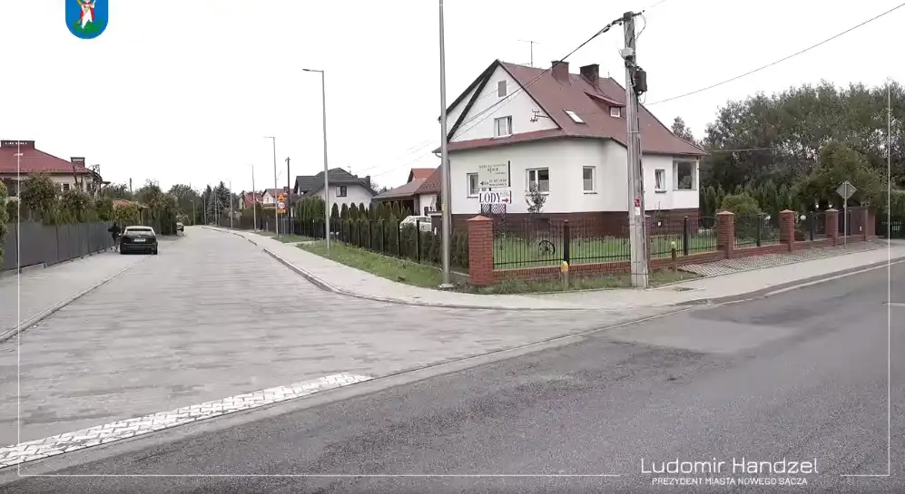 Kompleksowe rozwiązanie drogowe na łączniku ulic Jamnickiej i Długoszowskiego w Nowym Sączu
