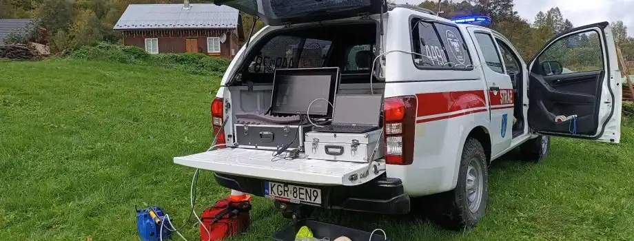 Dron, quad i górzysty teren. Akcja poszukiwawcza w gminie Uście Gorlickie