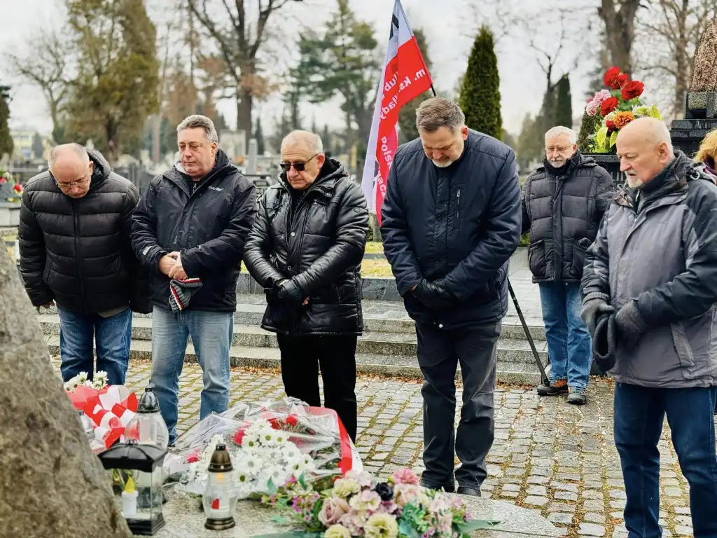Hołd Bohaterom. Upamiętnienie Armii Krajowej w Nowym Sączu