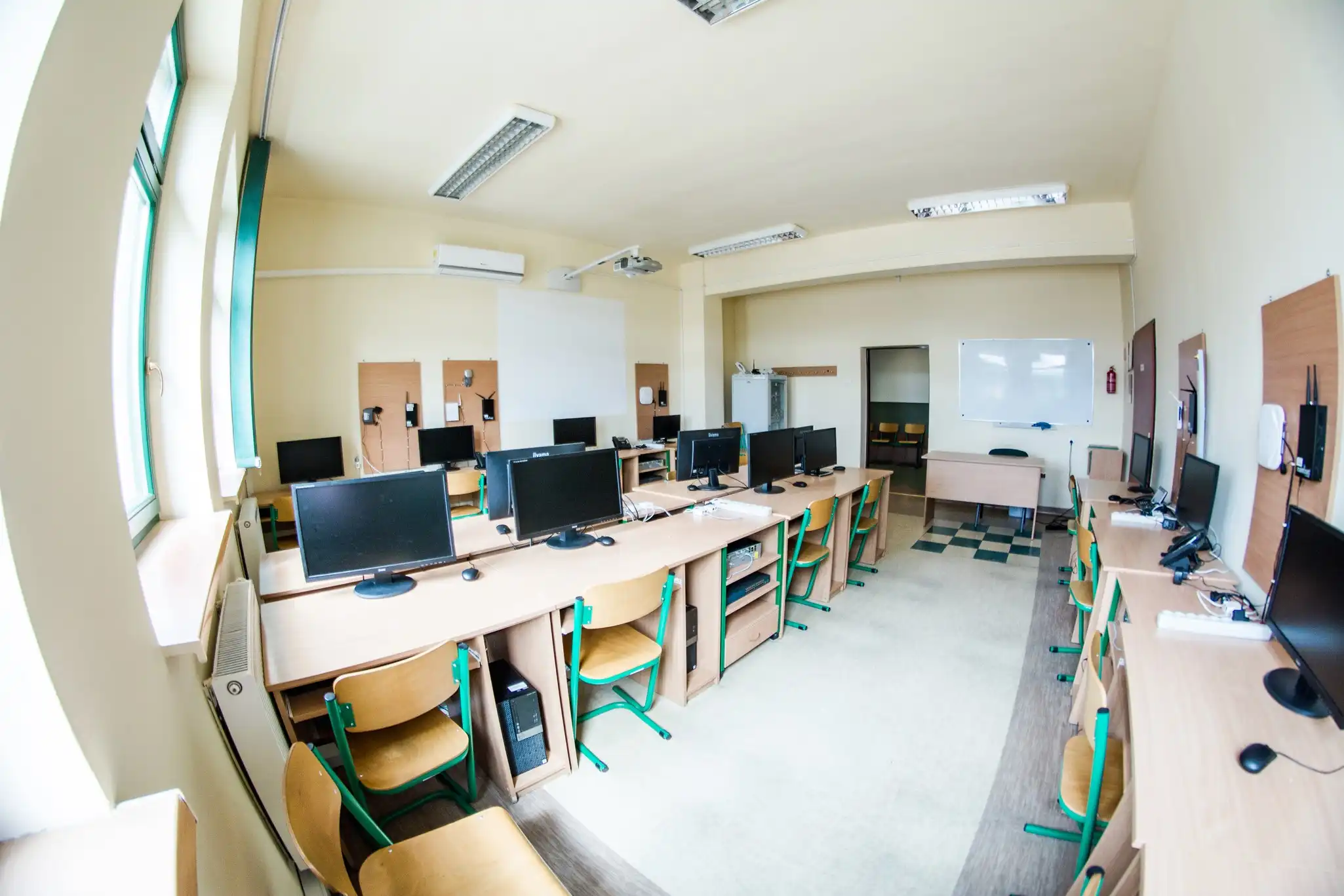 Rozpocznij Karierę w IT. Studia II Stopnia z Cyberbezpieczeństwem na ANS w Nowym Sączu