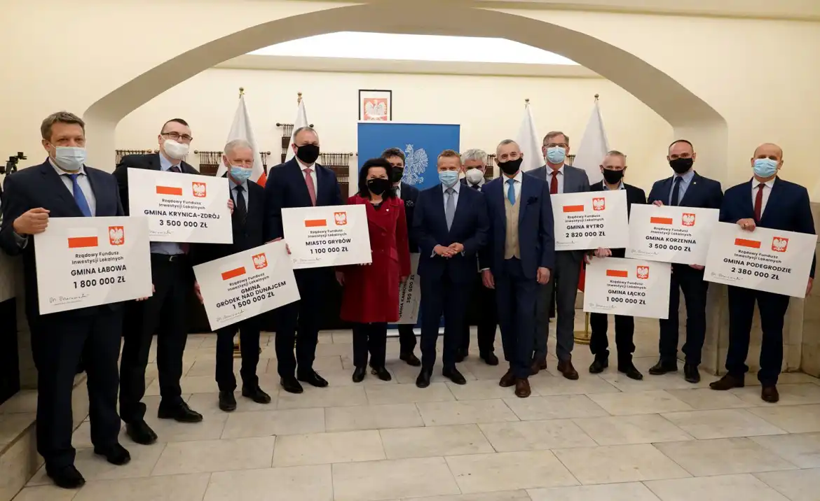 2 mln zł na budowę Powiatowego Centrum Sportu z Rządowego Funduszu Inwestycji Lokalnych