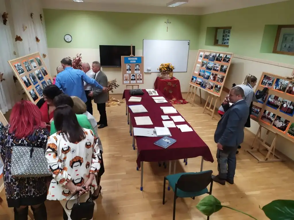 Jubileusz Szkoły Podstawowej im. 1 Pułku Strzelców Podhalańskich Armii Krajowej w Gaboniu
