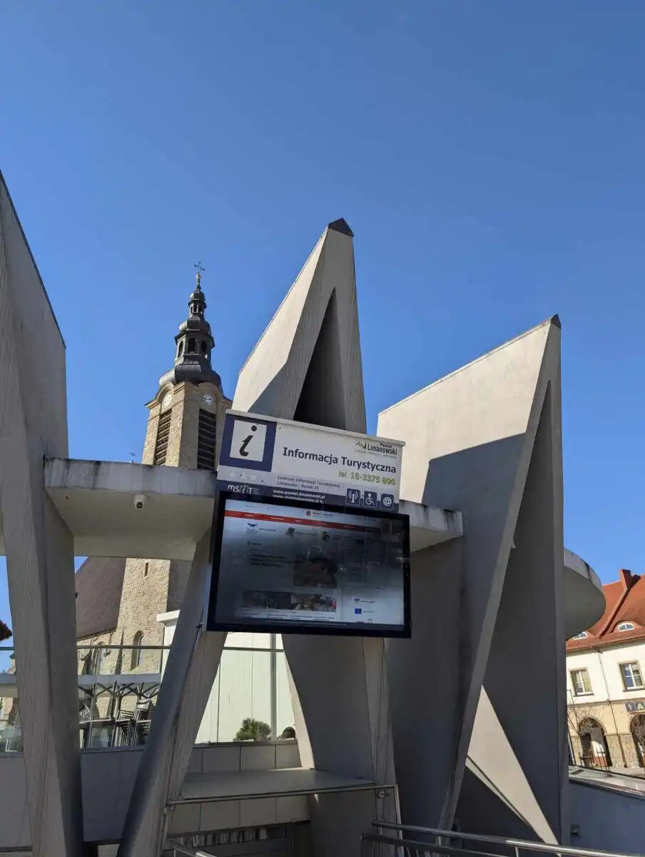 Nowoczesny monitor do monitorowania jakości powietrza w Limanowej