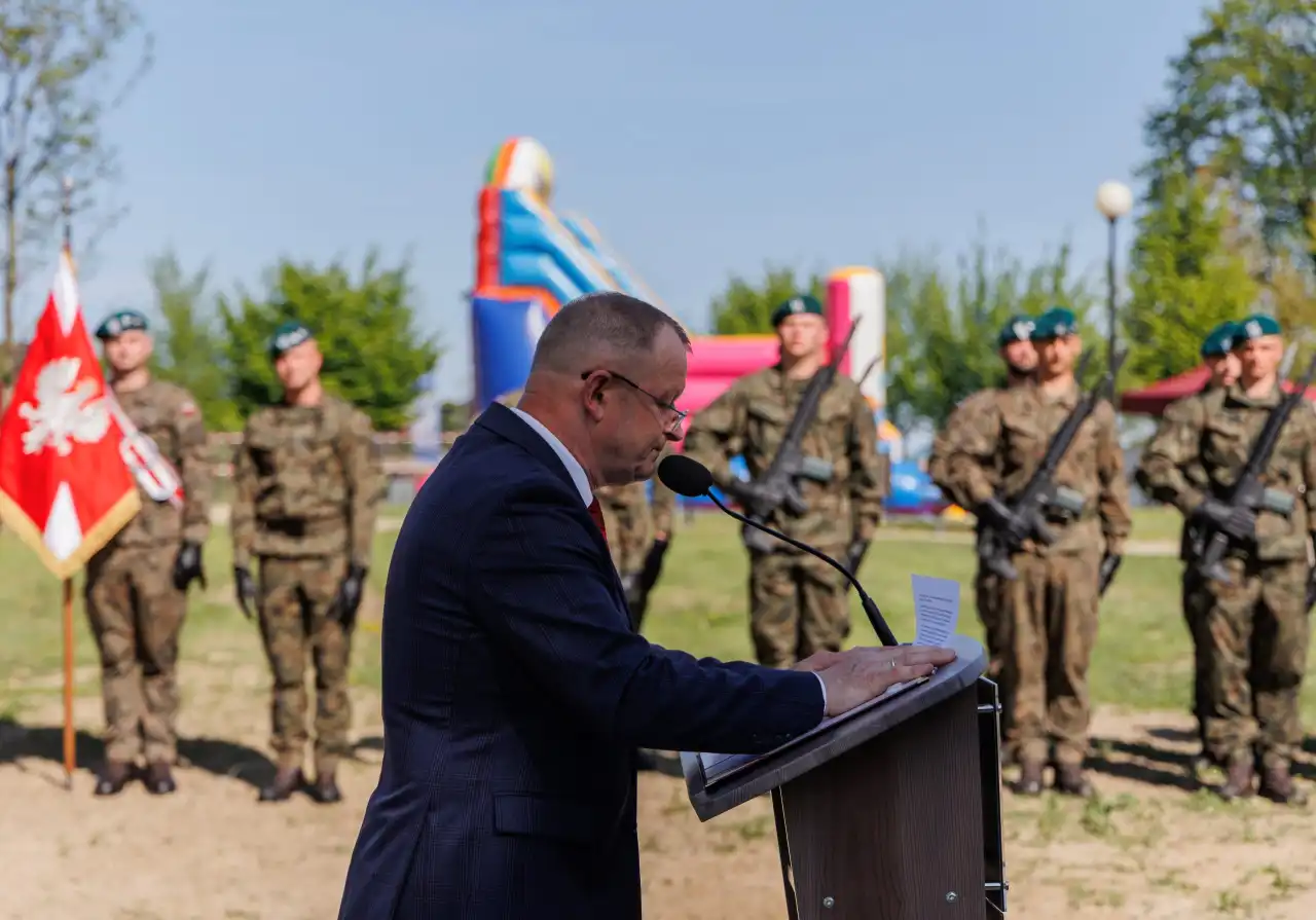 Majówka w Krainie Podkowca. Patriotyzm, tradycja i zabawa