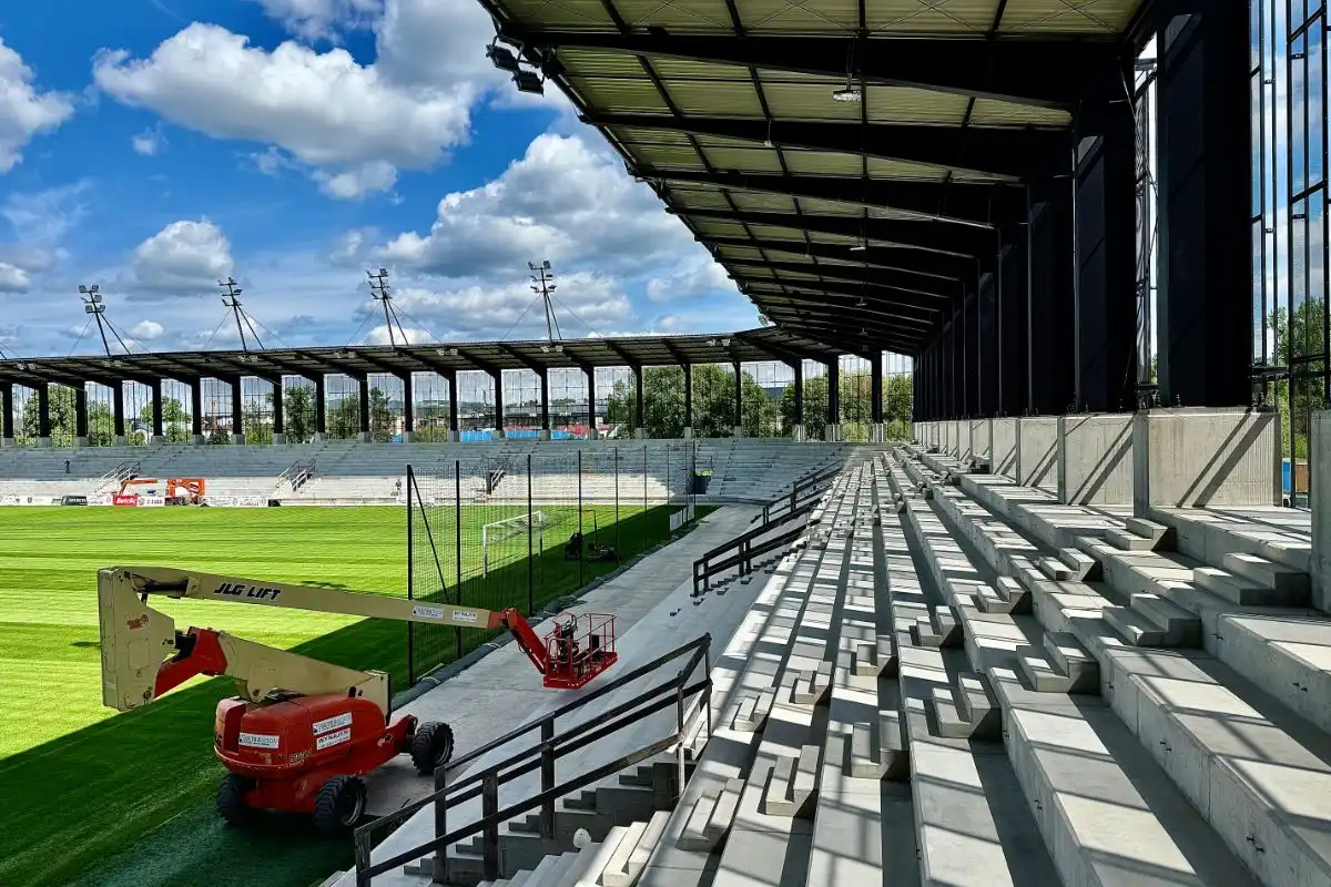 Nowy Sącz coraz bliżej otwarcia nowoczesnego Stadionu Miejskiego
