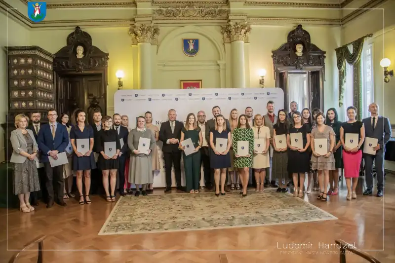 Nowy Sącz: 31 nauczycieli otrzymało awans na stopień nauczyciela mianowanego