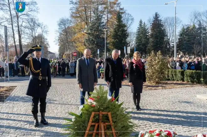 Nowosądeczanie świętowali 106. rocznicę odzyskania przez Polskę niepodległości