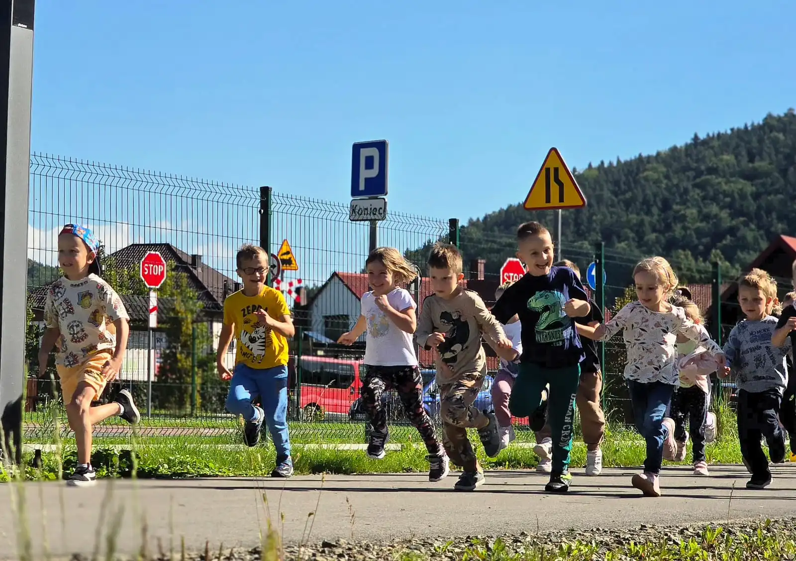 Europejski Tydzień Mobilności w Tymbarku zakończony. Dzieci uczyły się bezpieczeństwa i ekologicznej mobilności