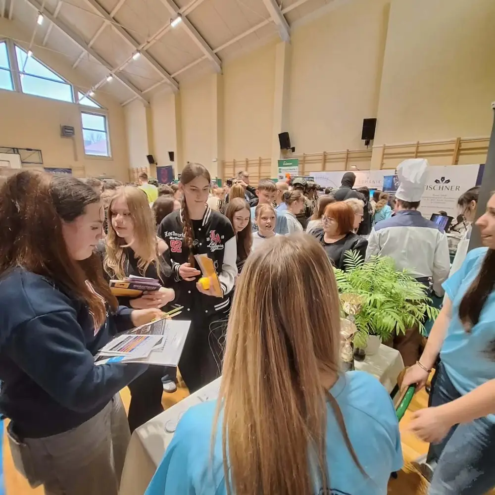 IV Szkolna Giełda Edukacyjna: kierunki, rozmowy i ścieżki kariery