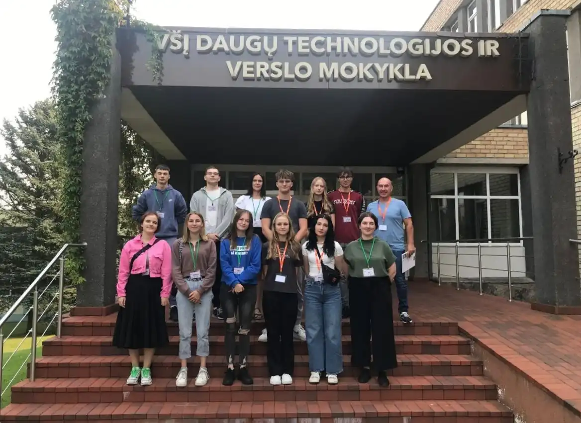 Edukacyjna podróż pełna kultury i przygód. Wyjazd uczniów grybowskiego LO na Litwę