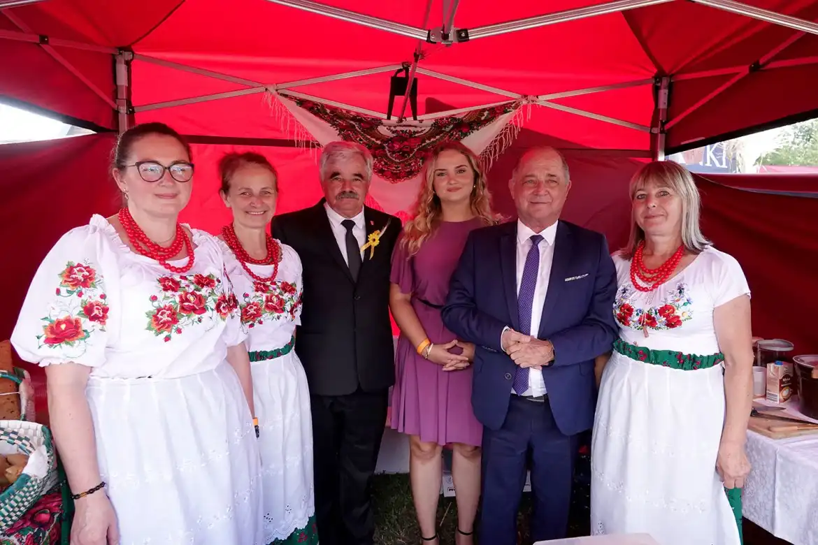Barwne dożynki w Korzennej przyciągnęły tłumy