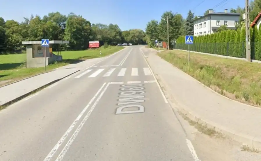 Nowe doświetlenie przejścia dla pieszych w Binarowej
