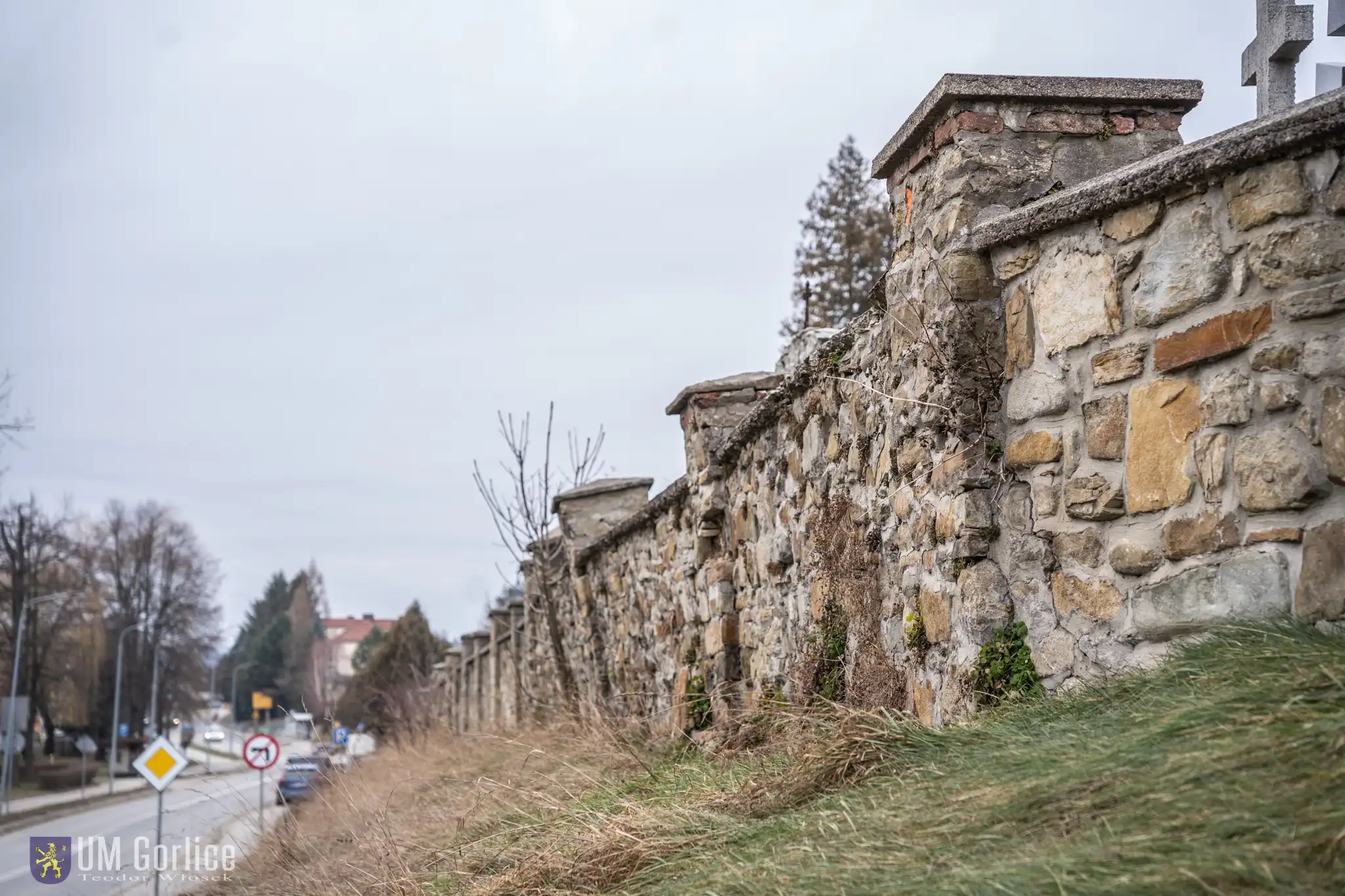 Zabytkowy mur z 1793 roku odzyska pierwotny wygląd