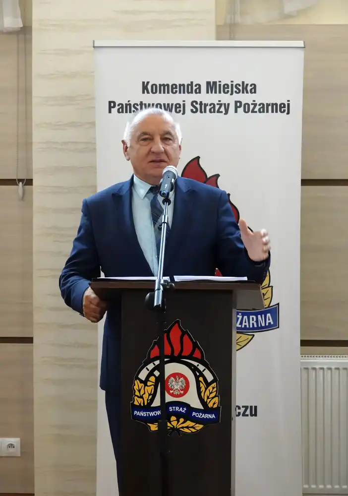 V Zjazd Oddziału Powiatowego Związku OSP w Nowym Sączu. Wybierano władze