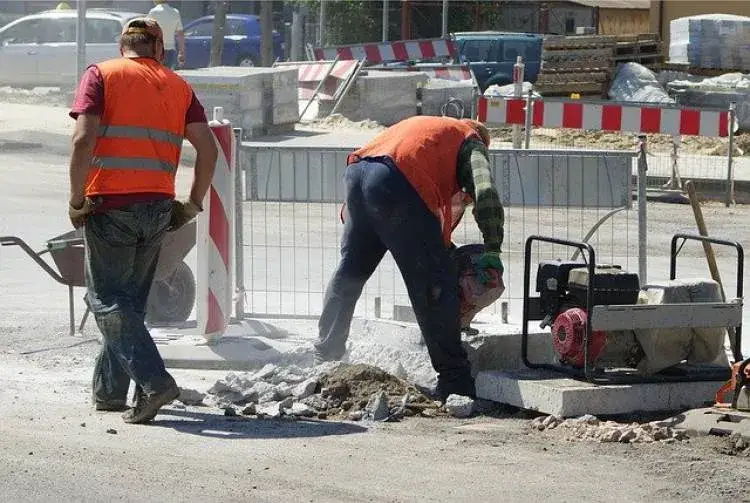 Poniedziałkowe utrudnienia w Wójtowej. Droga powiatowa czasowo zamknięta