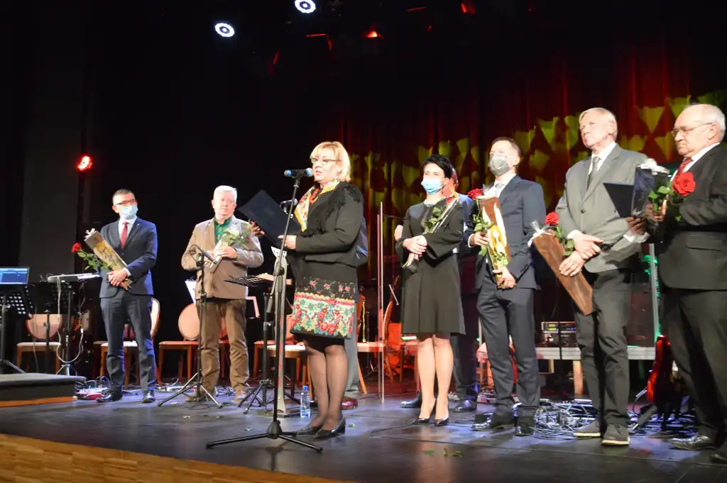 W Kinie Sokół świętowano Gminny Dzień Seniora i 5-lecie Fundacji Rozwoju Sądecczyzny