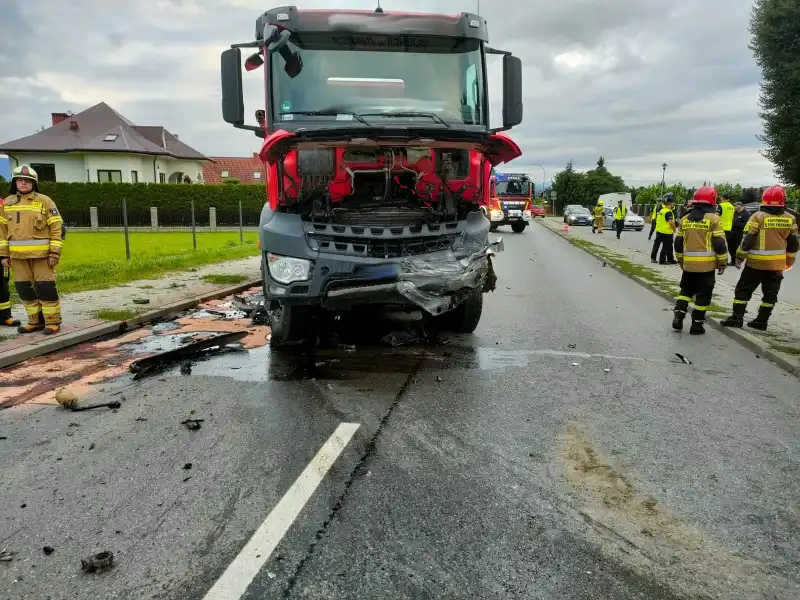 Tragiczny wypadek w Świniarsku. Nie żyje 21-latek