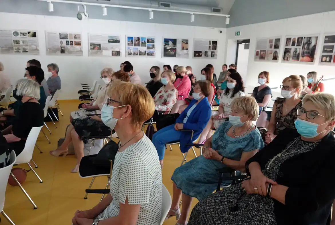 Dzień Bibliotekarza w Przysietnicy. Starosta wręczył nagrody za propagowanie czytelnictwa