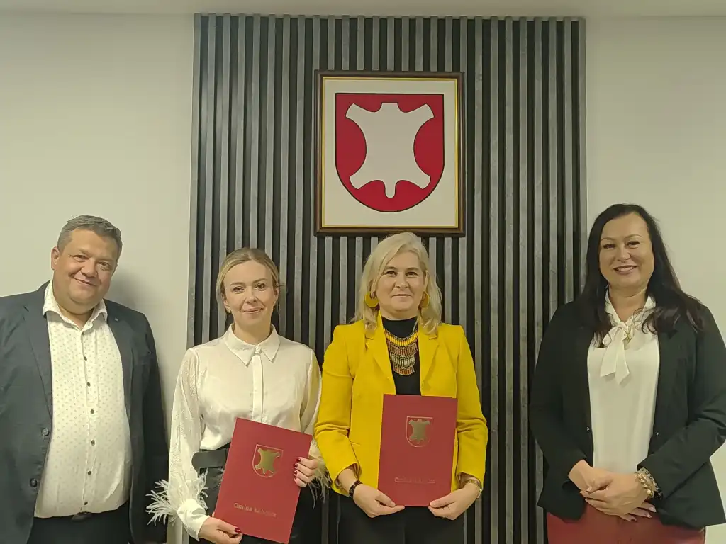 Wójt Gminy Łabowa nagrodziła nauczycieli. Uhonorowano pasję i zaangażowanie