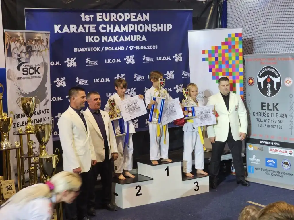 Otwarte Mistrzostwa Europy IKO Nakamura w Białymstoku. Limanowski Klub Kyokushin Karate wystawił 15 zawodników