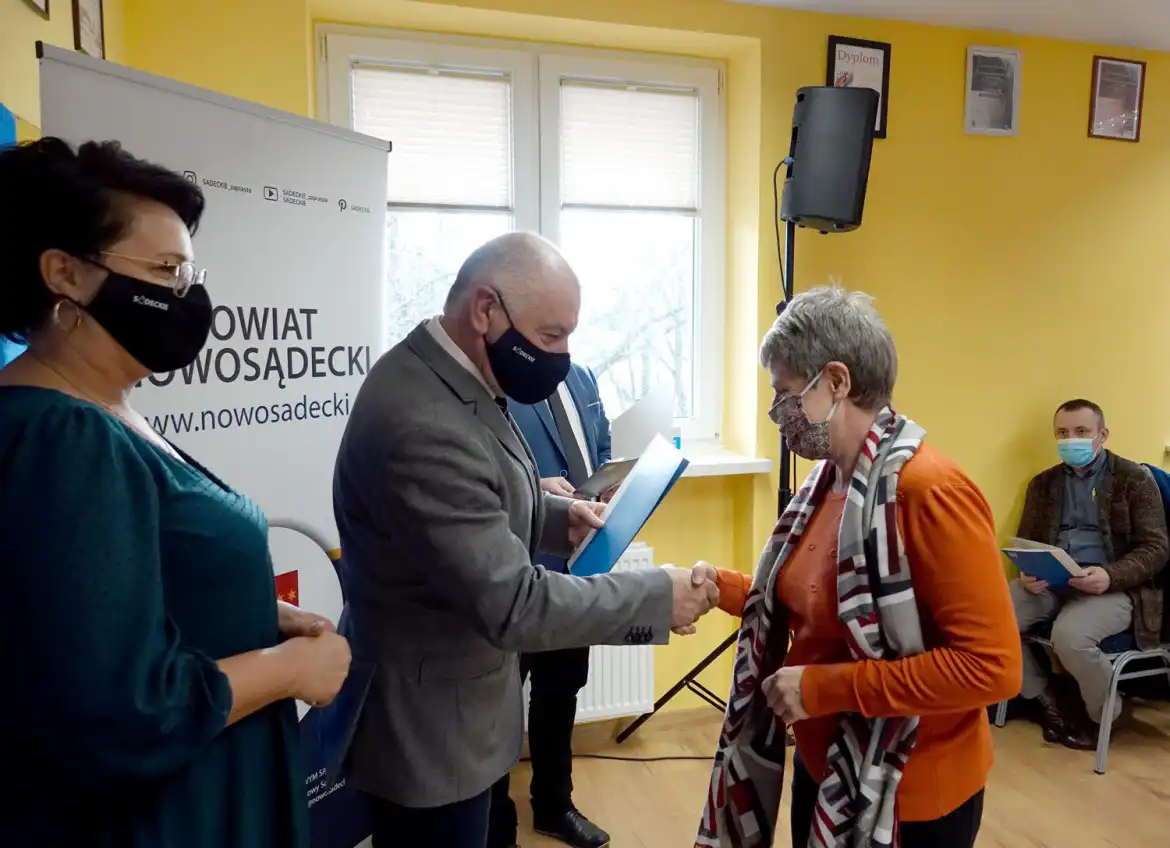 Powiat nowosądecki: Nie słabnie popularność szkółek ginących zawodów
