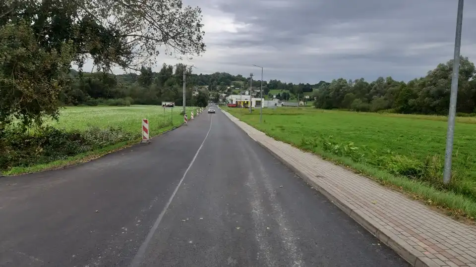 Zakończono remont drogi powiatowej w Bieczu