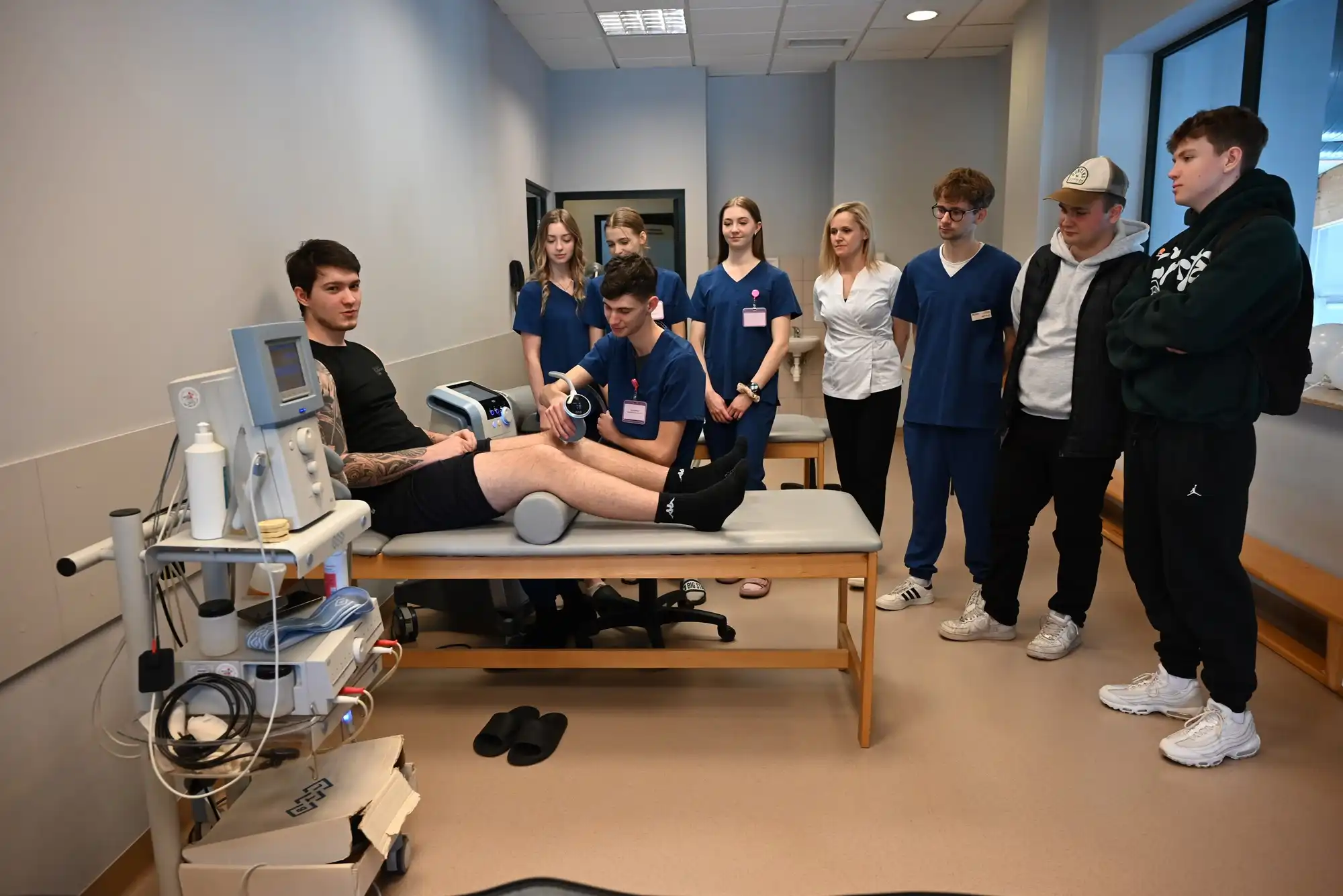 Wydziały pełne atrakcji. Uczniowie zwiedzili najnowsze laboratoria i sale wykładowe w ANS