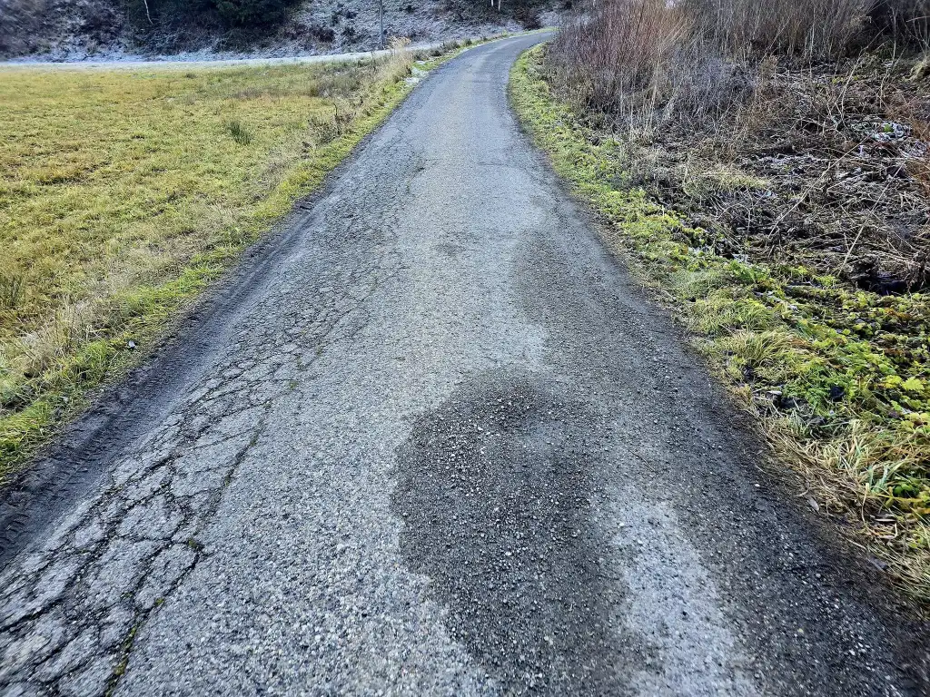Remont Drogi Pod Spleźnią w Młyńczyskach. Nowa Inwestycja w Gminie Łukowica