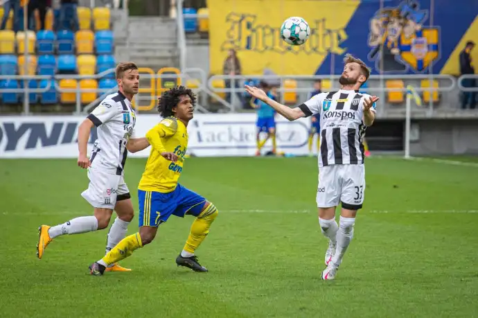Sandecja przegrywa z Arką Gdynia 0:3