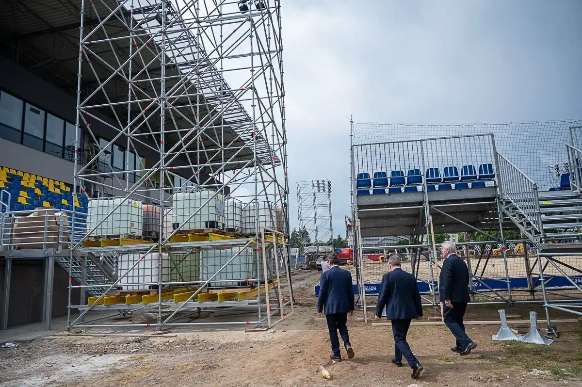 Przygotowania do Igrzysk idą pełną parą. Marszałek Witold Kozłowski wizytował obiekty sportowe w Nowym Sączu, Krynicy-Zdroju i Tarnowie