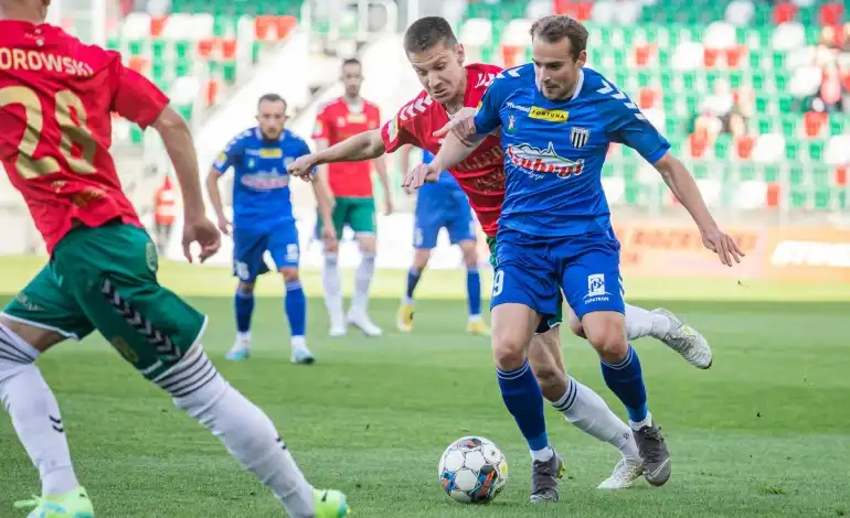 Denis Potoma przedłużył kontrakt z zespołem Sandecji