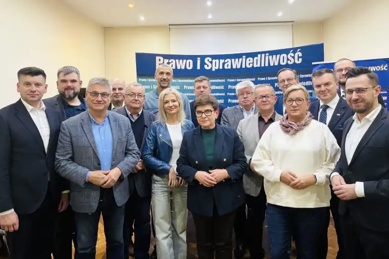 Beata Szydło ponownie na czele Małopolskiej Rady Regionalnej PiS. W Krakowie odbyło się posiedzenie kluczowego ciała koordynacyjnego partii