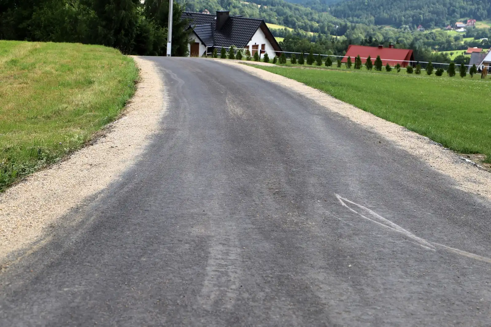Zakończyły się prace modernizacyjne czterech dróg dojazdowych w Gminie Limanowa